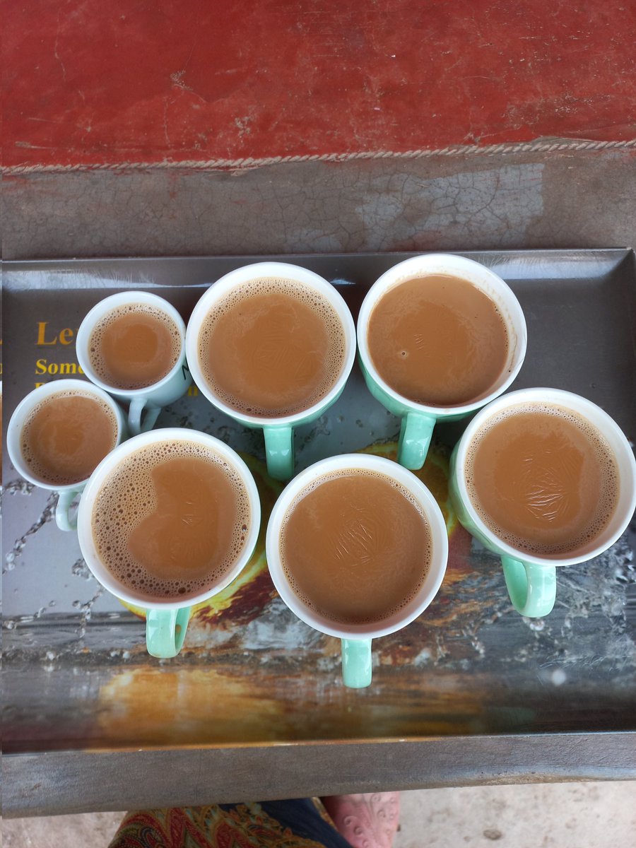 majhgaretholi66's tweet image. लु एक एक कप आफ्नो बनाउ😋😋😂😂
#tealovers❣️❣️