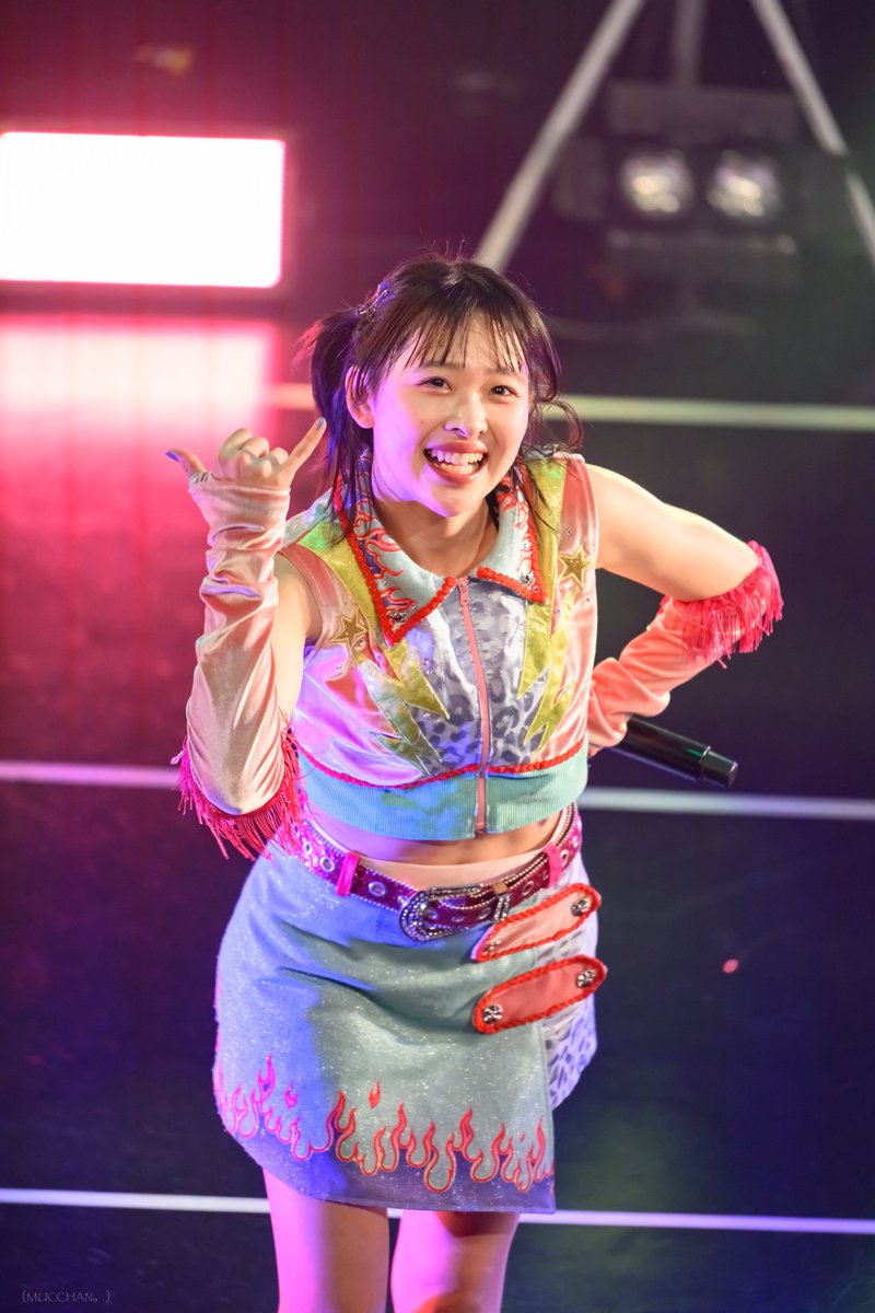 LimeGumiCompany's tweet image. 『来たぜ6周年！豚デモネバーダイ！』

きんちゃんがかわいいって話💛

#PIGGS
#SUPERNOVASHTOURFINAL
#KINCHAN