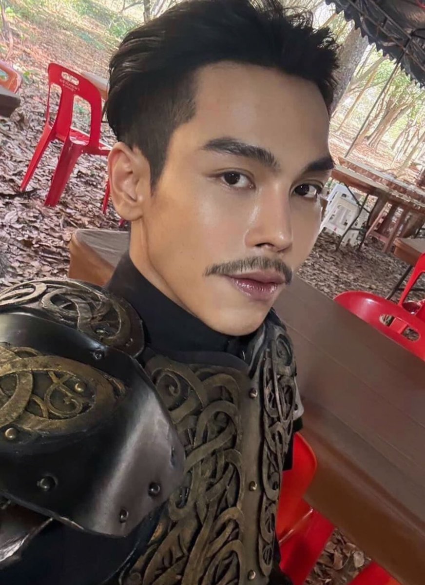 norsoryorlor tweet media