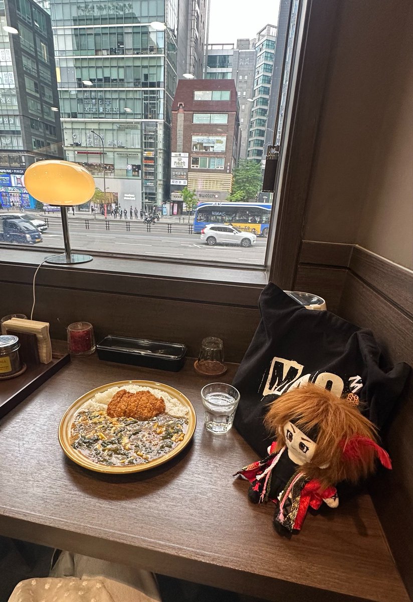 TatanSodam's tweet photo. 4月20日、昨日は誕生日でした✨
センマキのマオさんのぬいぐるみと
一緒にガンナムへお出かけ🎶

行きたかったCoCo壱番屋で
カレーを食べて、
コインカラオケやカフェにも行き、
とても楽しい一日を過ごせました☺️

いつか誕生日の記念に、
マオさんに会いに行けたら嬉しいです💕 https://t.co/RNKo4ggVoK