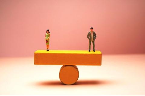 This Equal Pay Day, as leaders, let's stop rewarding strong negotiators and start rewarding expertise instead. tinybfs.com/t/8m4cWs