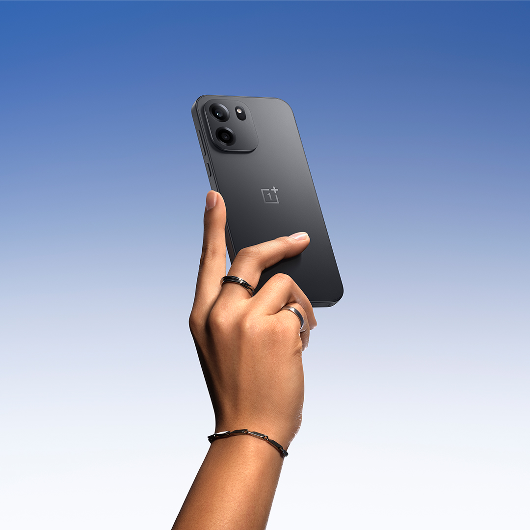 OnePlus India tweet media