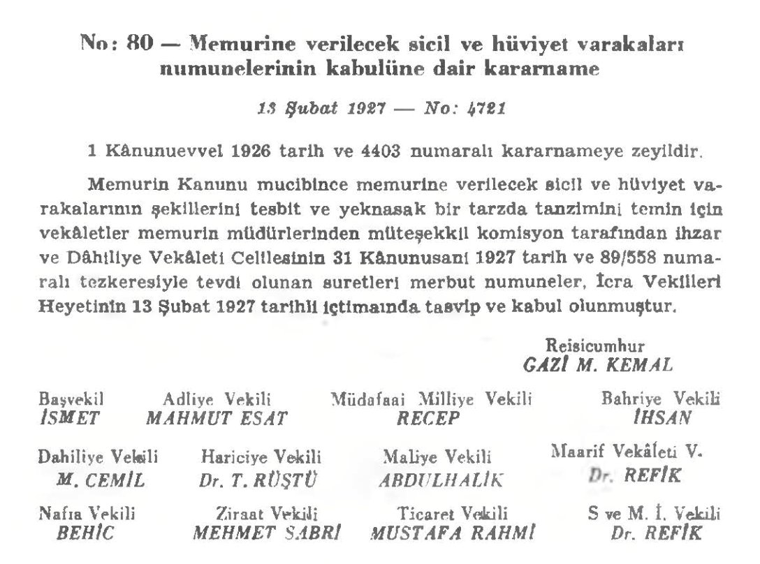 hkdhshjsjd_'s tweet photo. Türkiye Cumhuriyeti memurlarının her sene başında bir defa tanzim kılınacak mahrem tezkiye varakalarına ait cetvel (1927): 

"Anasıl Türk müdür, yoksa Türkün gayri kavmiyetlerden birine mensup mudur?" https://t.co/BWG6dcRu0v