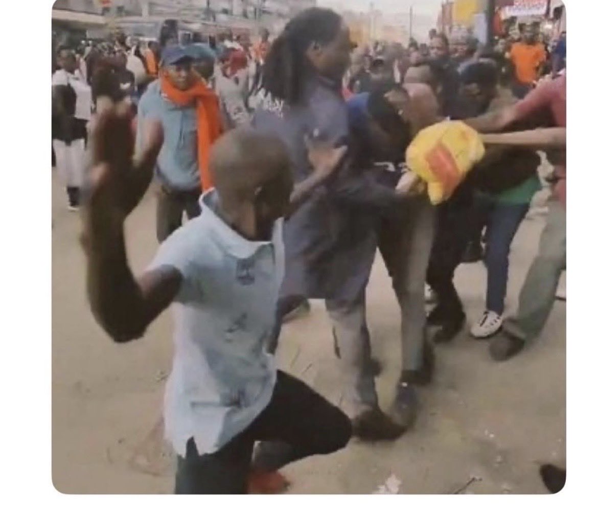 _codygram's tweet photo. Me as a co-thief slapping my fellow to faint before mentioning my name https://t.co/3z3CLa9Jc4