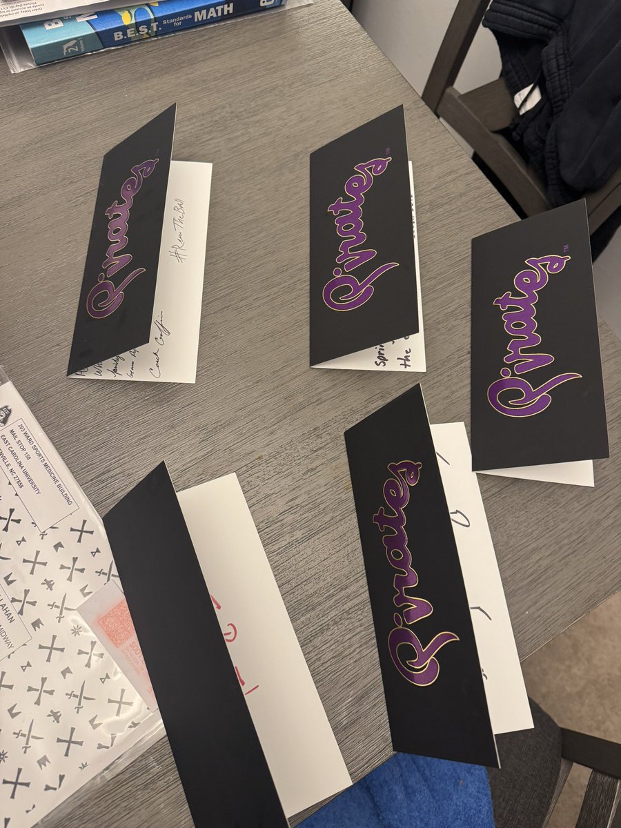 ashtonAJC's tweet photo. Appreciate @ECUPiratesFB @Coach_Griffin_  and the offensive caching staff for the mail much love go pirates!!🏴‍☠️🏴‍☠️🏴‍☠️ https://t.co/OXUJ4ZmEbd