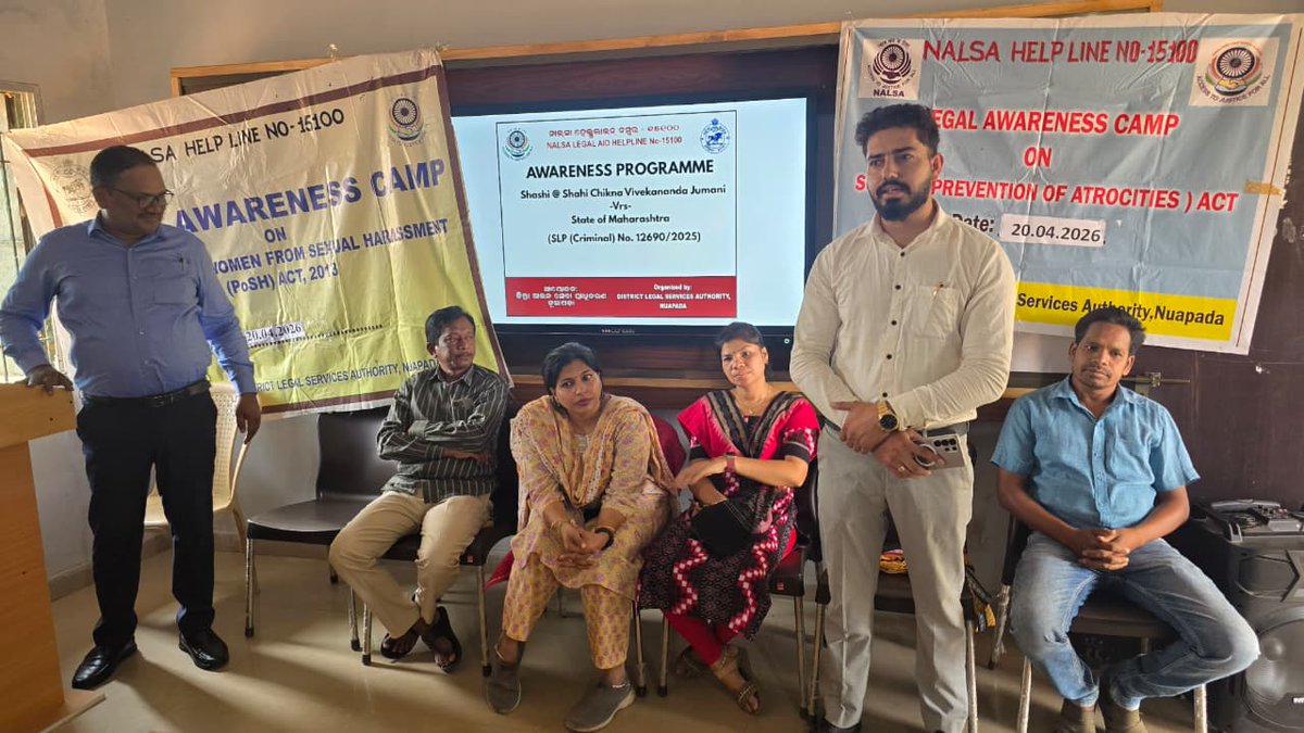 DlsaNuapada's tweet image. ମୁଣ୍ଡାପଲା ପଞ୍ଚାୟତ ଉଚ୍ଚବିଦ୍ୟାଳୟରେ କାର୍ଯ୍ୟକ୍ଷେତ୍ରରେ ମହିଳାଙ୍କ ଯୌନ ଉହୀଡ଼ନ ନିରାକରଣ ଆଇନ, ଅନୁସୂଚିତ ଜାତି ଓ ଜନଜାତି (ଅତ୍ୟାଚାର ନିରାକରଣ) ଆଇନ ଏବଂ ଶଶି ବନାମ ମହାରାଷ୍ଟ୍ର ରାଜ୍ୟ ( ଏସ.ଏଲ୍.ପି- ୧୨୬୯୦/୨୦୨୫) ସମ୍ବନ୍ଧେ ଆଇନ ସଚେତନତା ଶିବିର ଅନୁଷ୍ଠିତ
Awareness at Panchayat High School, Mundapala on #PoSH Act