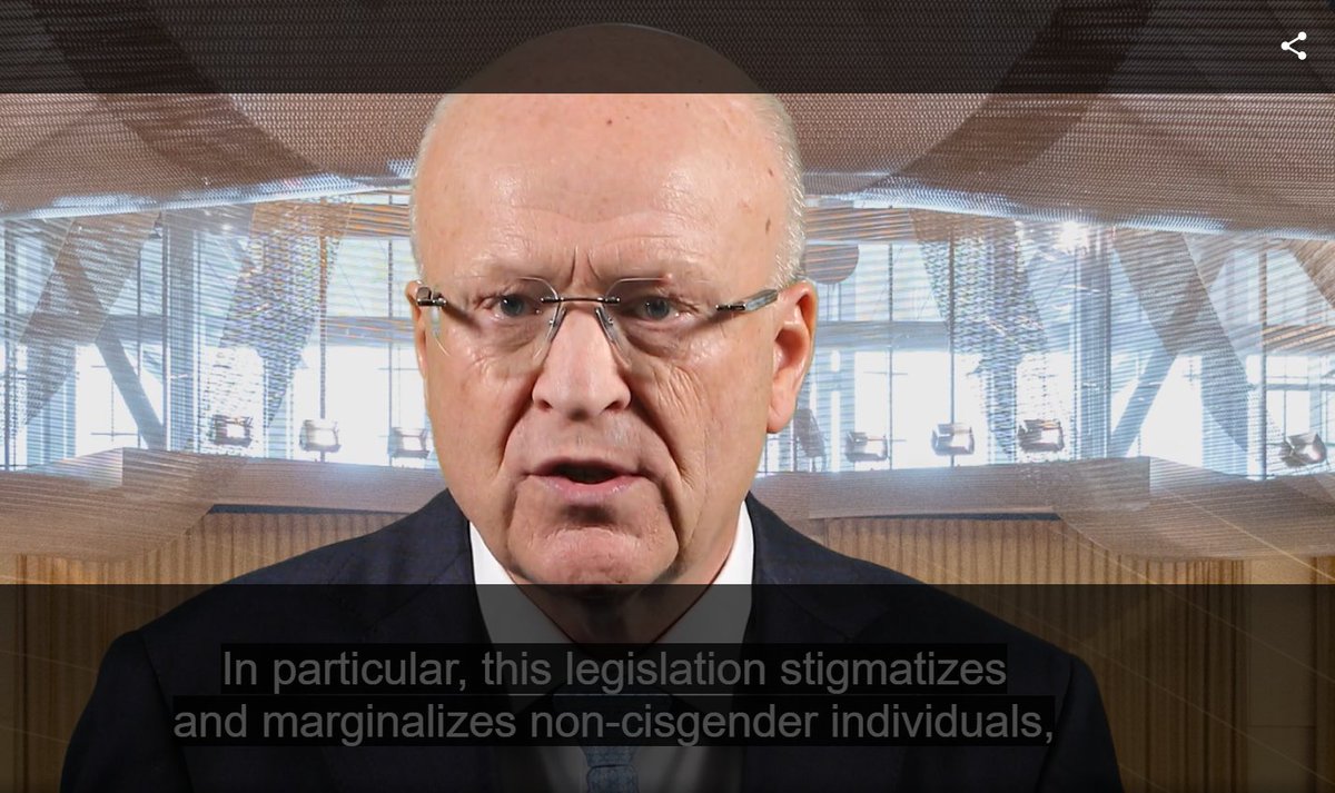 Róisín Michaux tweet media