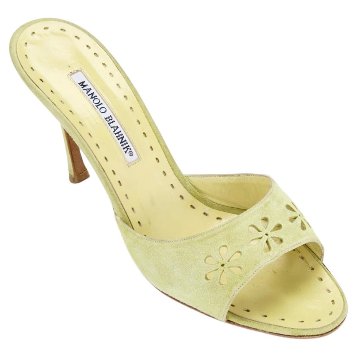 s ♡₊˚🦢・₊✧ tweet media