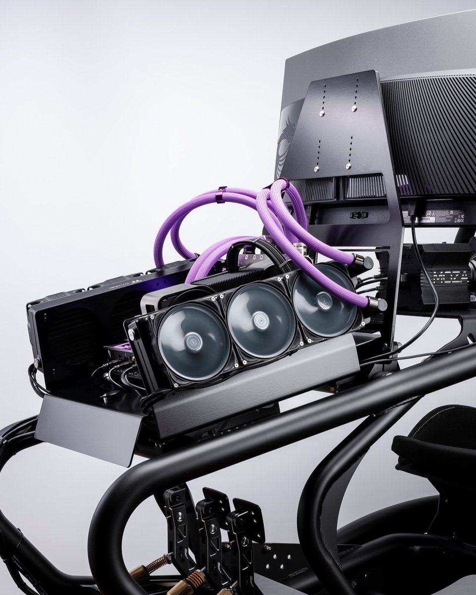 CableMod tweet media