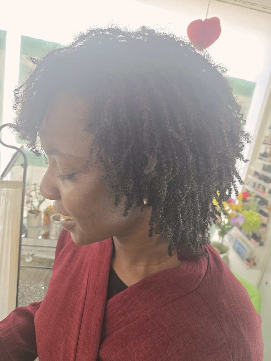 needa_makeover's tweet image. 💥Checkout our online #appointment booking system💥. 💯Easy to use with a variety of #hair treatment sevices. We also have vouchers, payment plans offering #hairextension #hairdressing #lashes &amp;amp; much more needahairmakeover.com