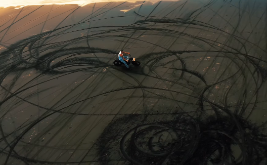 Serghmarie  Étoile💿

La musica aiuta a scavalcare i limiti imposti dalle parole,
ma da sempre si spendono splendide parole su di essa🤍

#sergetti