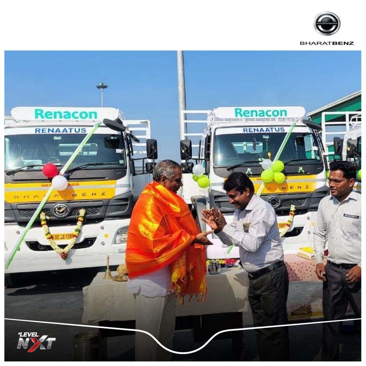 BharatBenz1's tweet image. Congratulations to Renaatus Procorn Pvt Ltd on adding 10 units of BharatBenz 1917R trucks to their fleet for brick transport. With this, they now proudly own 35 BharatBenz trucks. Kudos to @PrabalTrucking, Tamil Nadu, for always setting new standards in #CustomerFirst excellence.