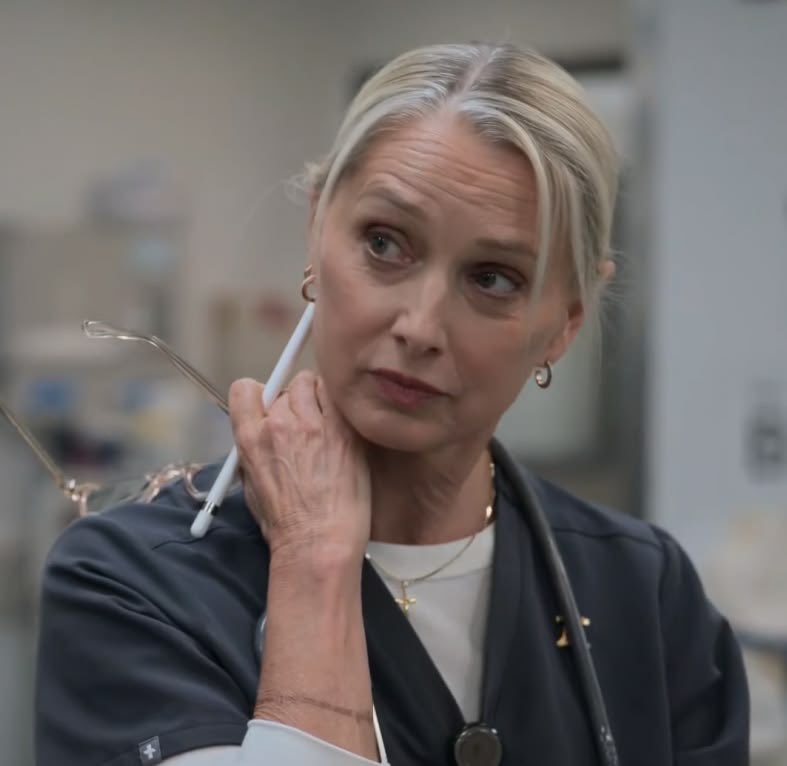 elle ๑ mckay’s tank top tweet media