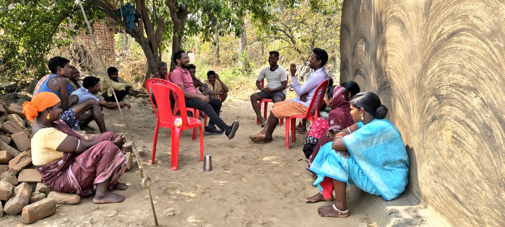 diary_Rural_Kld's tweet image. Interacted with tribal communities during field visit and discussed issues related to the Forest Rights Act, 2006, socio-economic development, and community aspirations. #TribalDevelopment #FRA