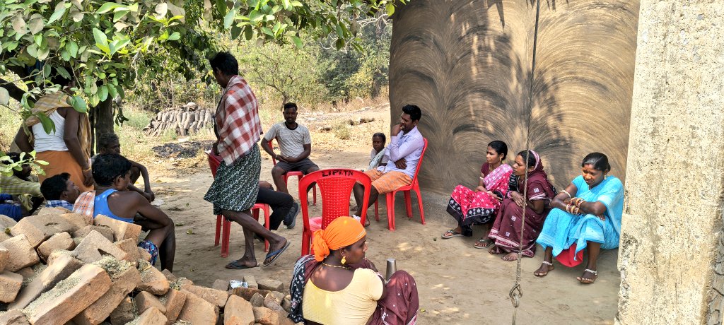 diary_Rural_Kld's tweet image. Interacted with tribal communities during field visit and discussed issues related to the Forest Rights Act, 2006, socio-economic development, and community aspirations. #TribalDevelopment #FRA