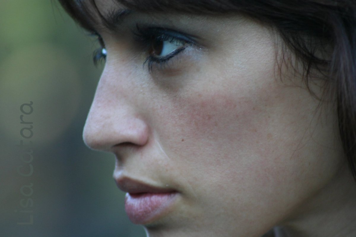 lisa_catara's tweet image. If what you live for dies, you die. Even if it's your anger you are living for. 

Kindle the fire that brings warmth. Not the one that sears.
🌐✒️
#success #LisaCatara #actress #quotes #philosophy