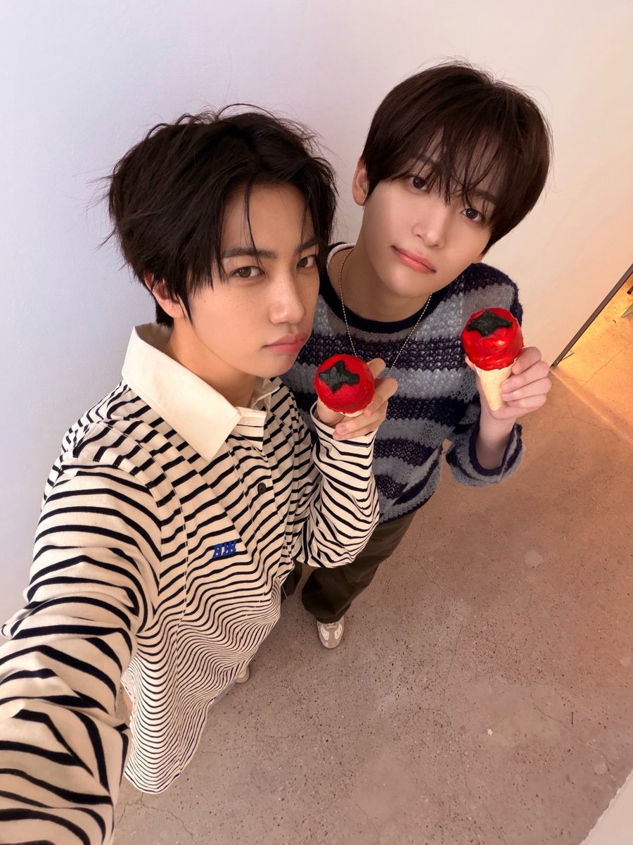 컴백하는 토마토가 얼마나 달게요~🍅 
#원진 #정모 #컴백많관부