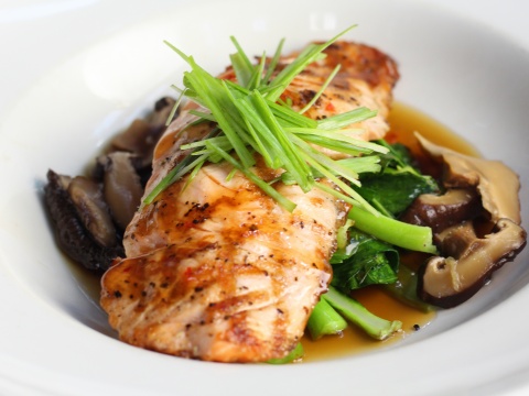 eVisitorGuide's tweet image. Looking for some great seafood while in Chicago? Here are a few @eVisitorGuide favorites: evisitorguide.com/chicago/guide/…

#Chicago #seafood #foodie #traveltips #chicagodining #fishfry #crabs #oysters #lobster #fishandchips