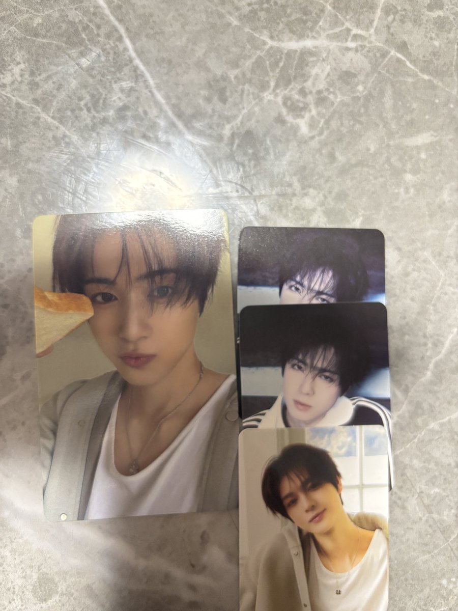 もちもち tweet media