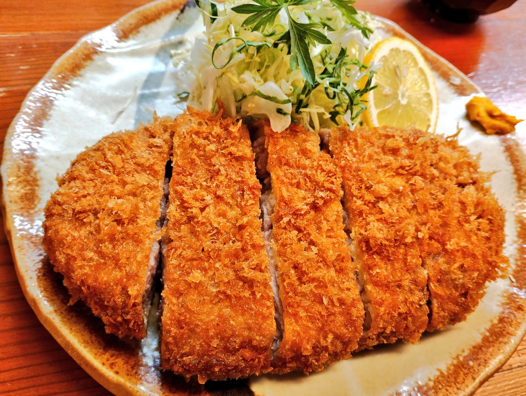 ツカジー tweet media