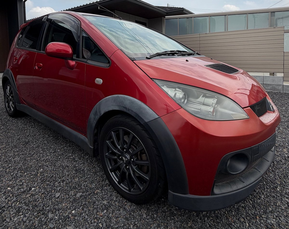 kaitori_CPS's tweet image. ★最新買取車情報★

群馬県で買取しましたコルトラリーアートバージョンRが5月中旬頃に入庫予定になります。

H20年式
コルト
Z27AG
グレード　ラリーアートバージョンR
走行距離9.7万キロ
レッド
AT車

#改造車査定　#改造車買取　#コルト　#Z27AG