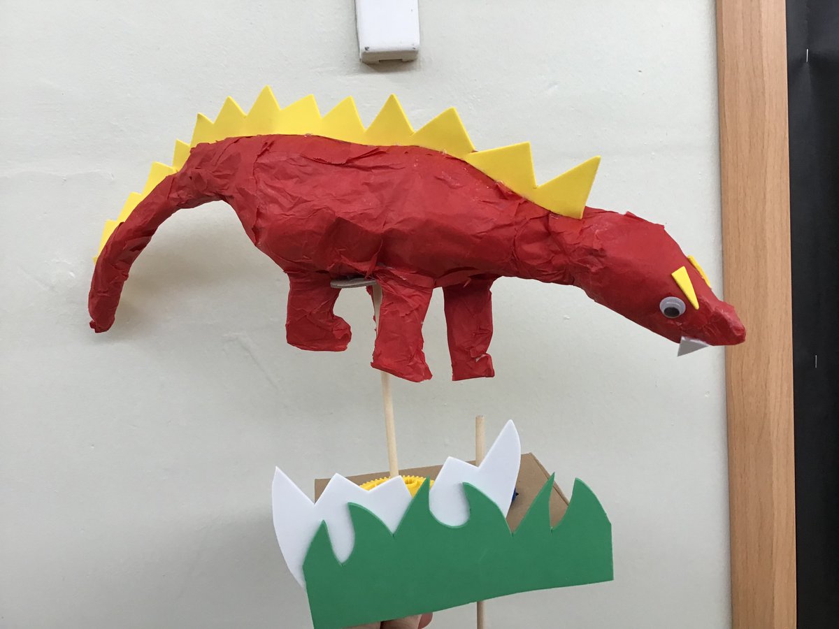 Rotherhamcreat2's tweet image. A Lovely morning at Milton School with children and families for our Dangerous Dinosaur Family Learning session. We developed our art and basic engineering skills to create a 3D moving Dinosaur. Great team work and learning together. #fabulousfamilies #learningtogether #dinosaurs