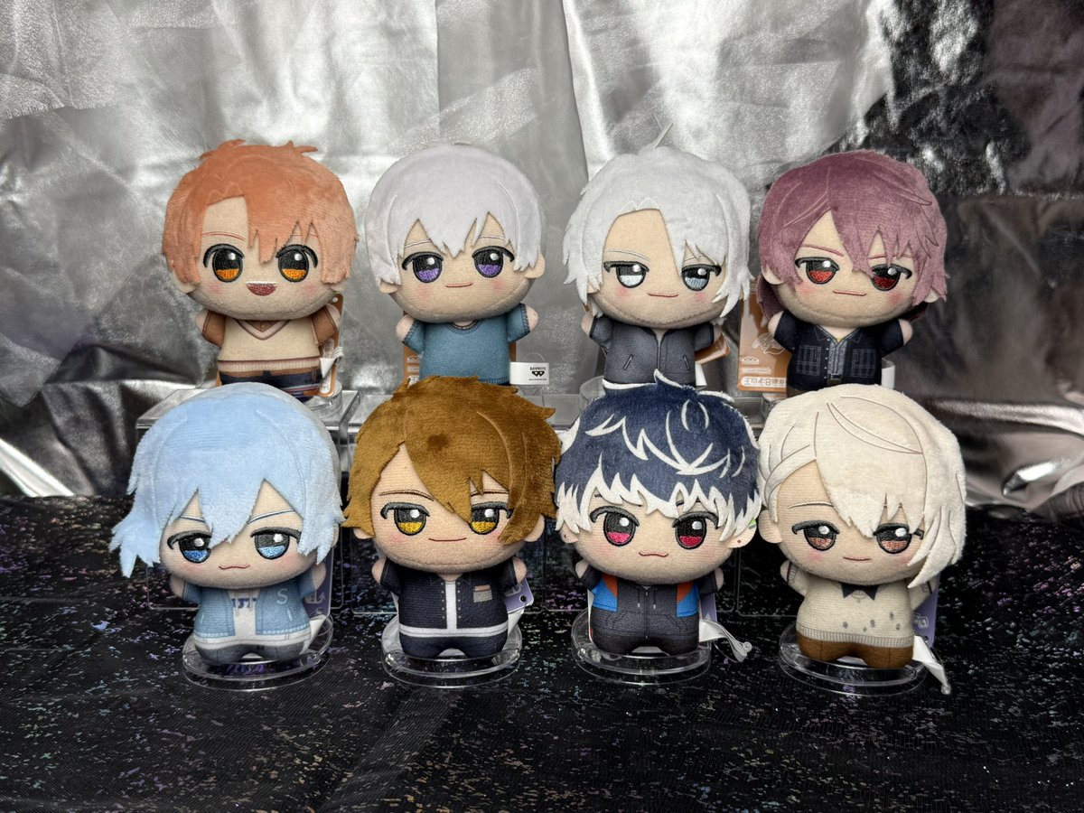 🤍アイドリッシュセブン　ちびぐるみ🤍

vol.3〜vol.4(写真2枚目)
4月25日(土)より登場⭐️

ついにアイドリッシュセブンのアイドル達が全員集合しました💖✨

とっっても可愛いのでぜひお迎えしてくださいね❣️

#アイドリッシュセブン　#アイナナ　#GiGO総本店