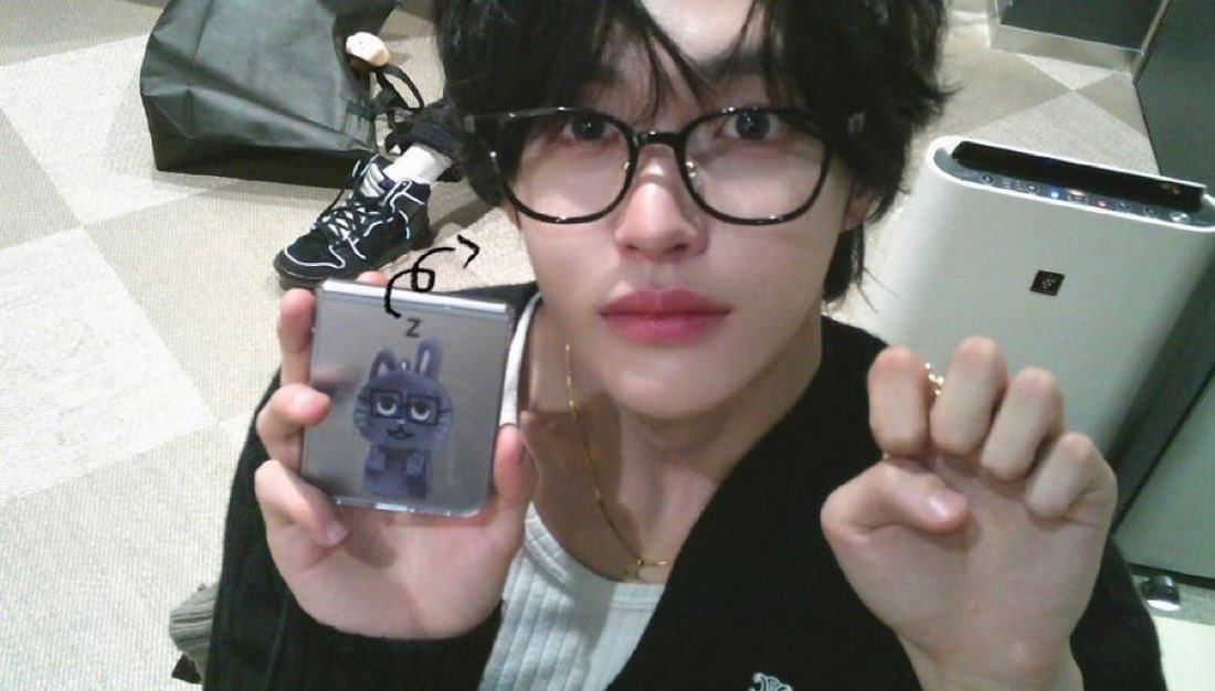 Woodsy Corner. tweet media