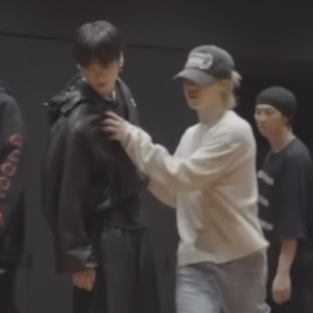 hourly jikook tweet media