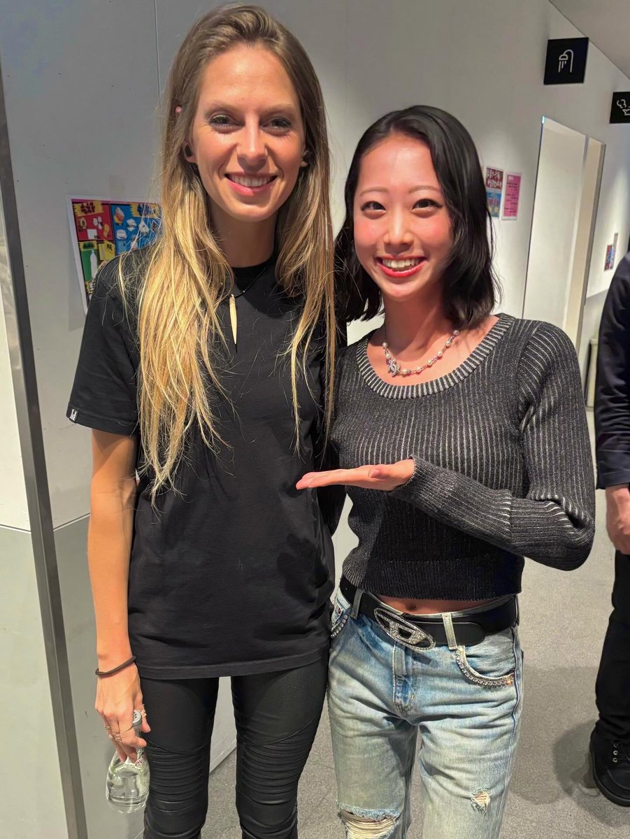 sakiii15dj's tweet image. 🎧ESSENCE（ZERO TOKYO）
この前のDJとっても楽しかった！！
ツーショット撮ってもらえて嬉しすぎました😭✨️
 #dj #dj女子 #nightclub #新宿 #shinjuku