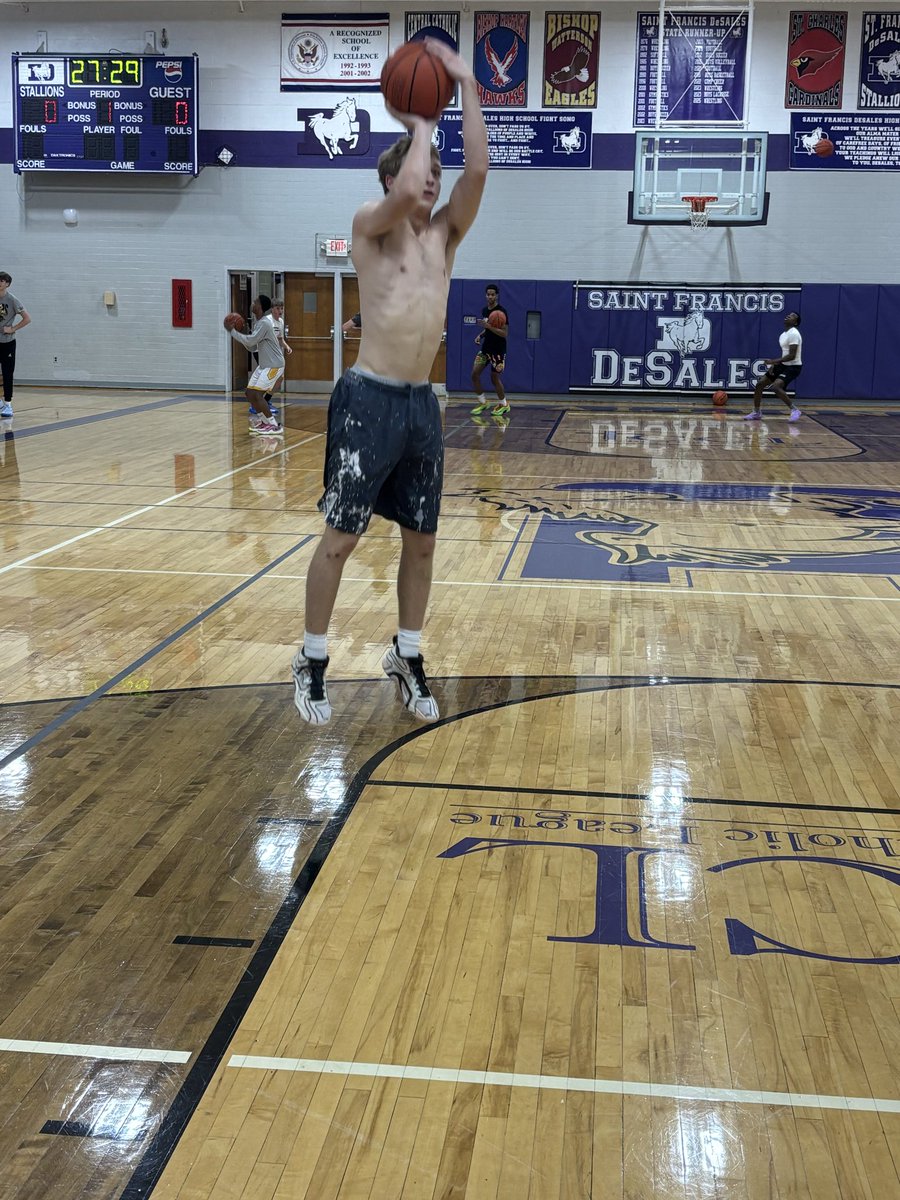 SFD Bball tweet media