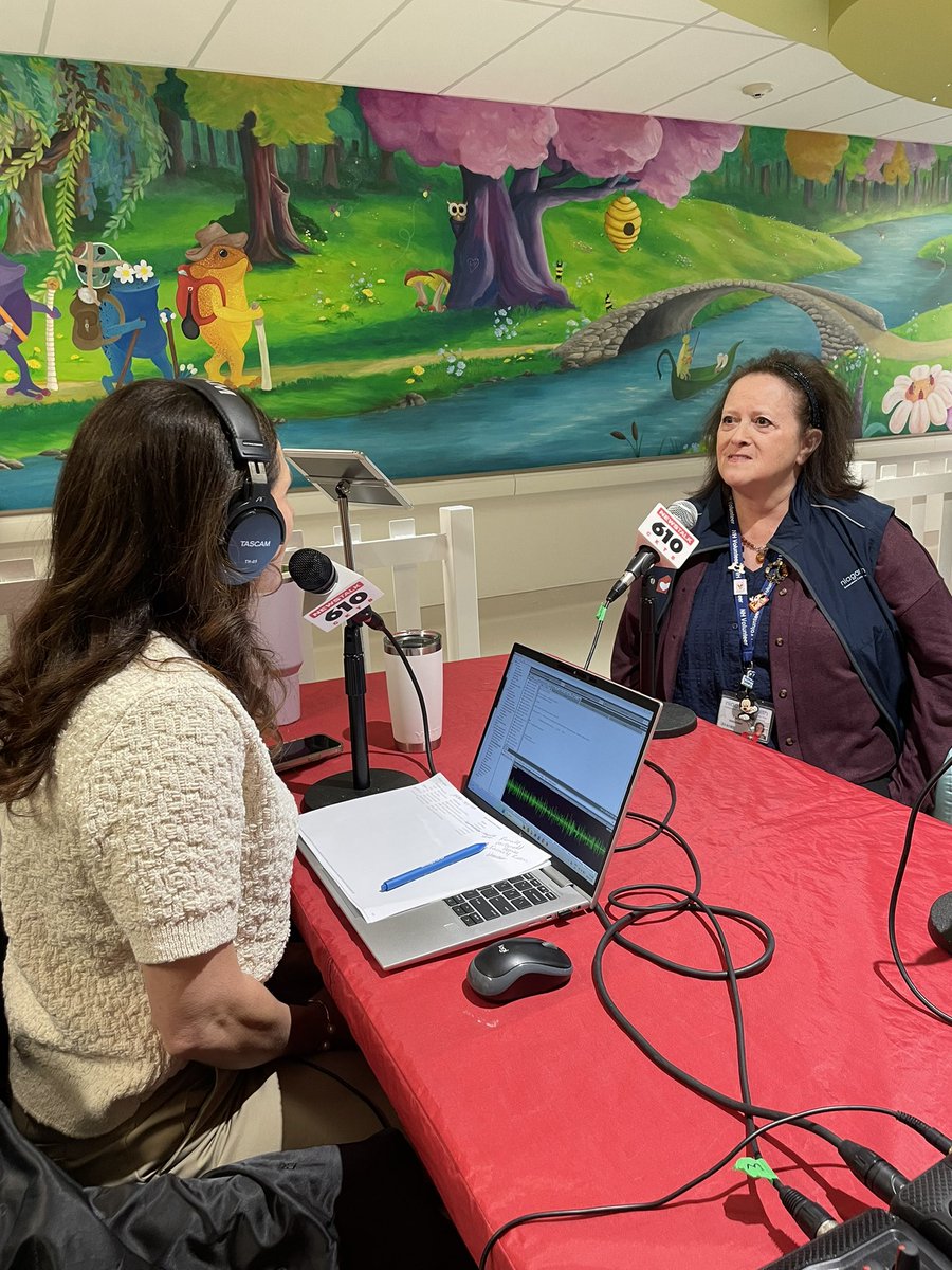 610CKTB's tweet photo. LIVE NOW | Steph sits with former employee, now volunteer Tracy Foster to discuss the importance of volunteering to @niagarahealth, her personal connection to the #RonaldMcDonaldHouseSCO Family Room, and the rewarding feeling of helping children/families #CKTBOnLocation #CKTBLive https://t.co/Xxl8TOXBw8
