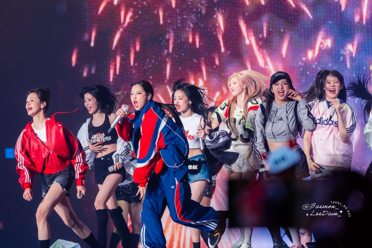 "If happy ever afters did exist, I would still be holding you like this."

Please bring back our OT7
Please bring back our Rami 🥹 ~

#BABYMONSTER