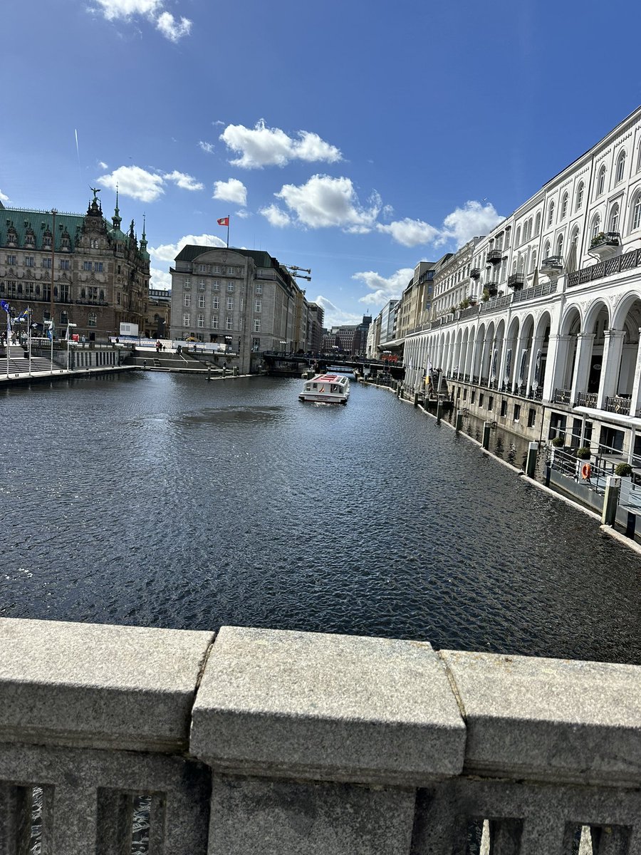 EⓂ️RE tweet media