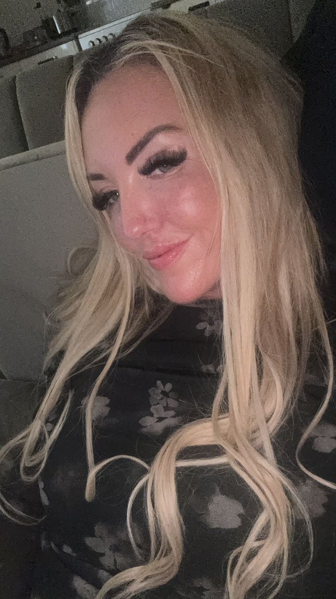 EllenblondeXXX🍭🍼 tweet media