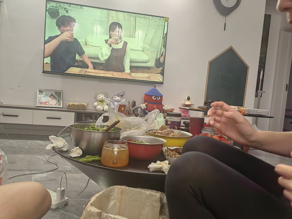 家有娇妻小野猫 tweet media