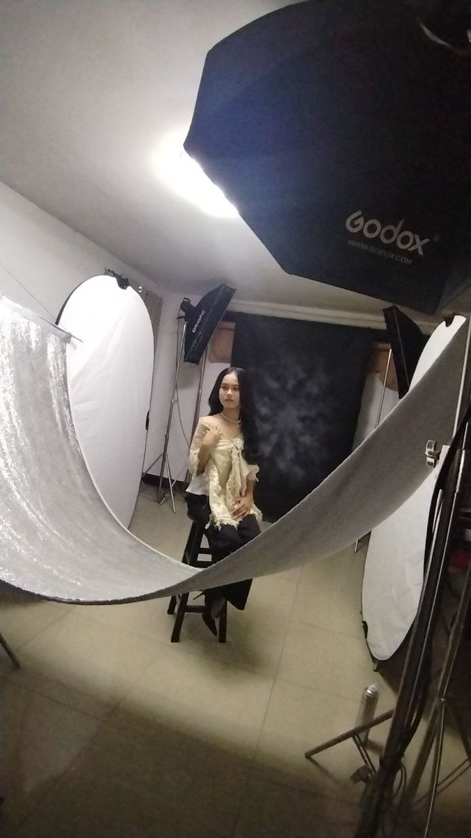 𝔭𝔢𝔞𝔠𝔥 ✿ tweet media