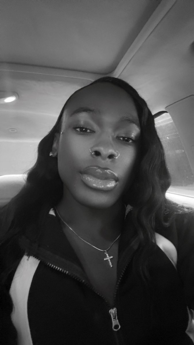 dallydiorceooo's tweet image. Black &amp;amp; white but never basic. #stl