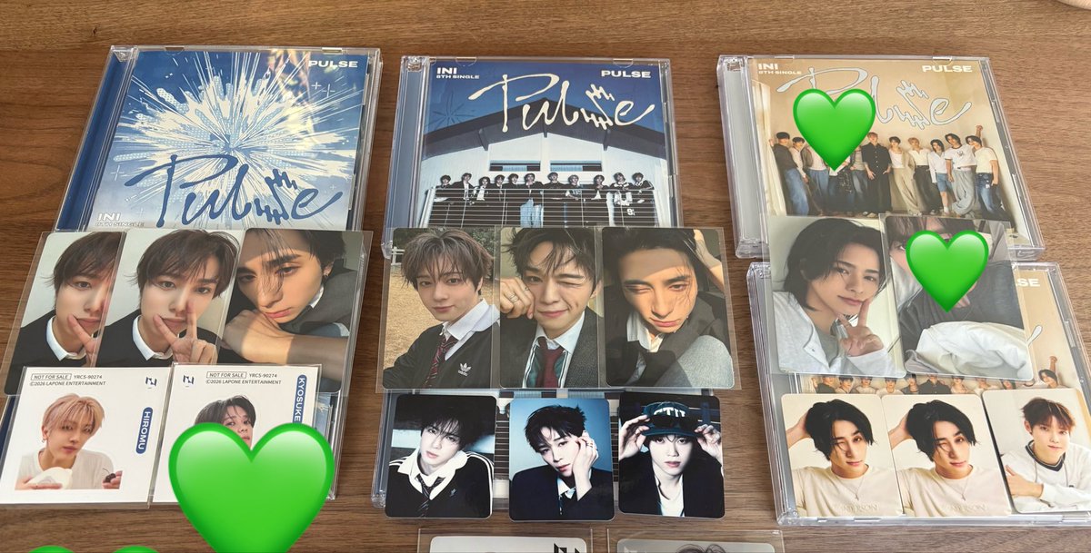 e❤︎ tweet media