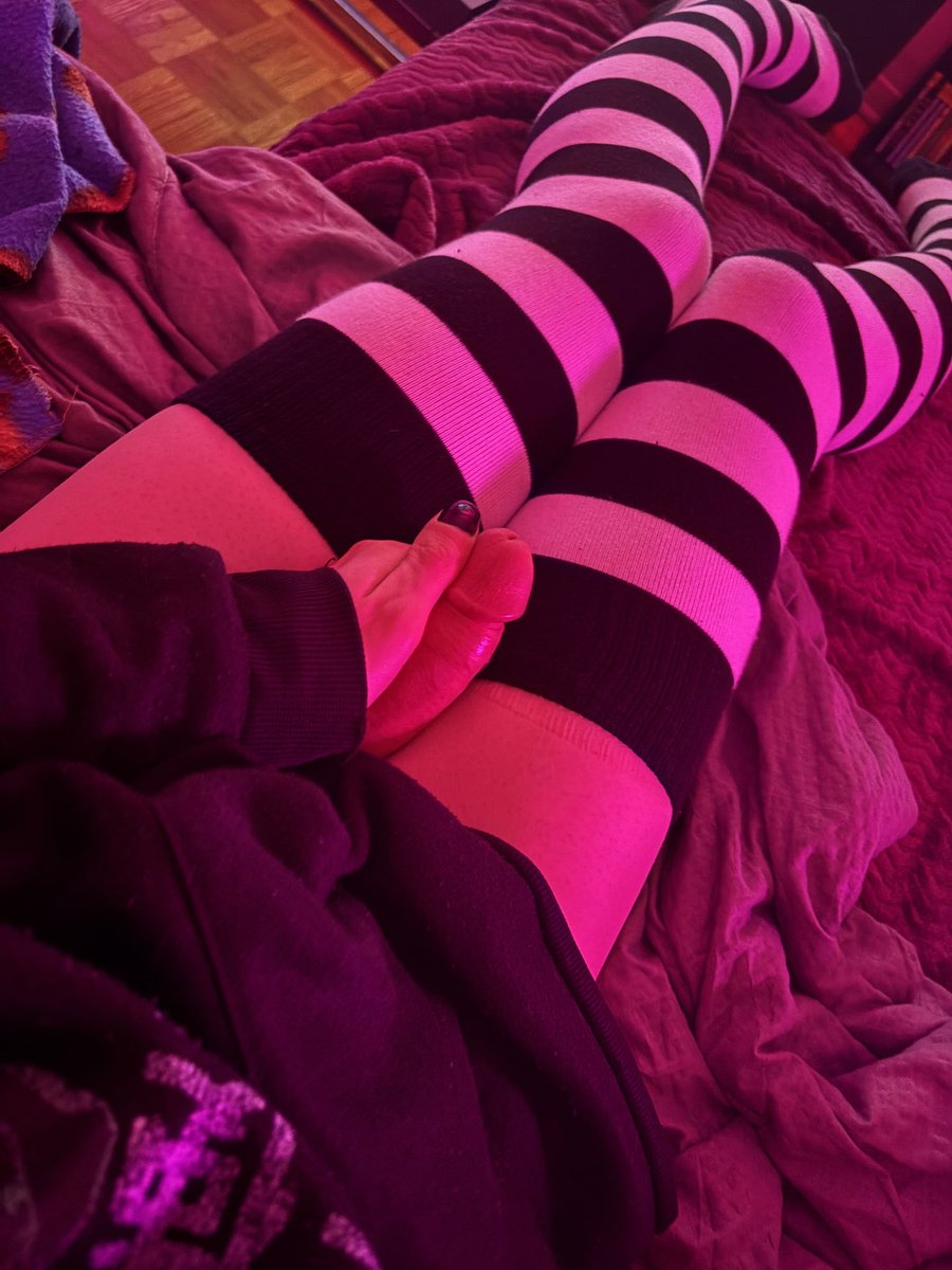 alexx🎀 tweet media