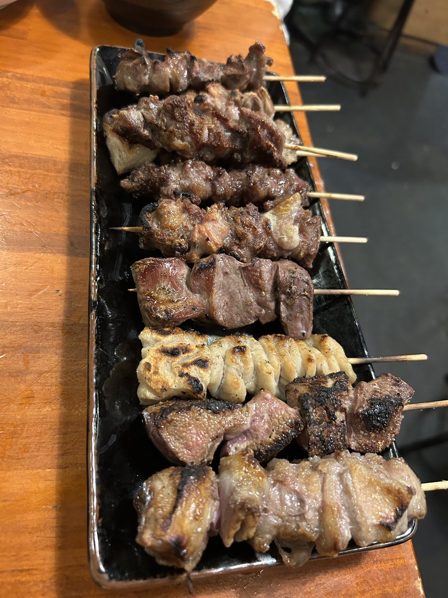 火曜日にこんなことしてる場合じゃないんだ。 (@ もつ焼きばん 恵比寿店 in 渋谷区, 東京都) app.foursquare.com/share/checkin/…