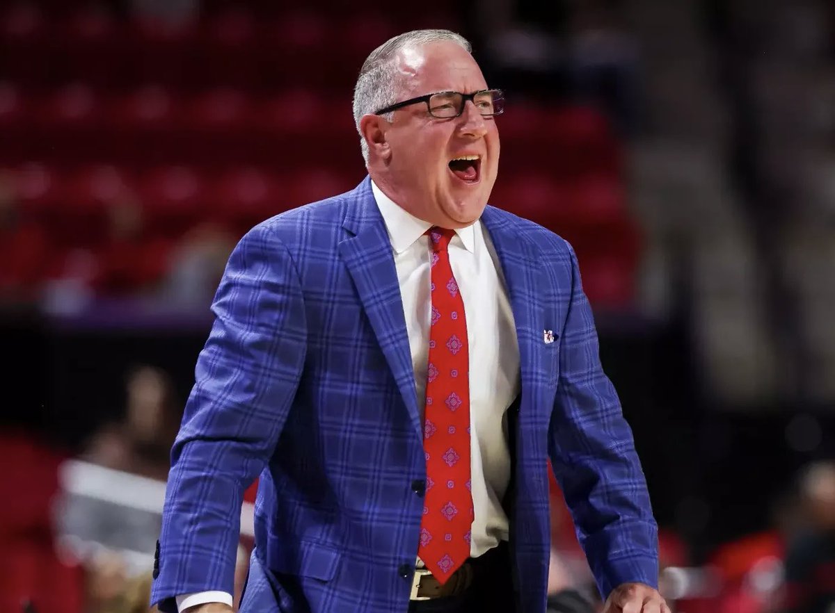 Zach Schumaker tweet media