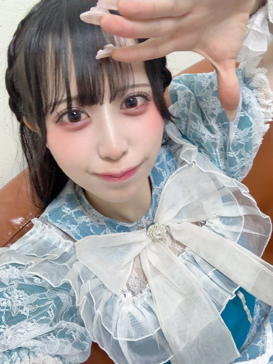 新名 まひる【NO:VA】 tweet media