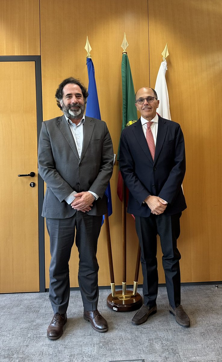 OTH17B's tweet photo. Réunion aujourd’hui fructueuse avec le Président du Conseil directif de l’#IMT M. João Jesus Caetano. L’examen d’Un nouvel accord sur la reconnaissance réciproque🇲🇦🇵🇹 des permis au cœur de nos discussions . https://t.co/mXhTuJZoZN