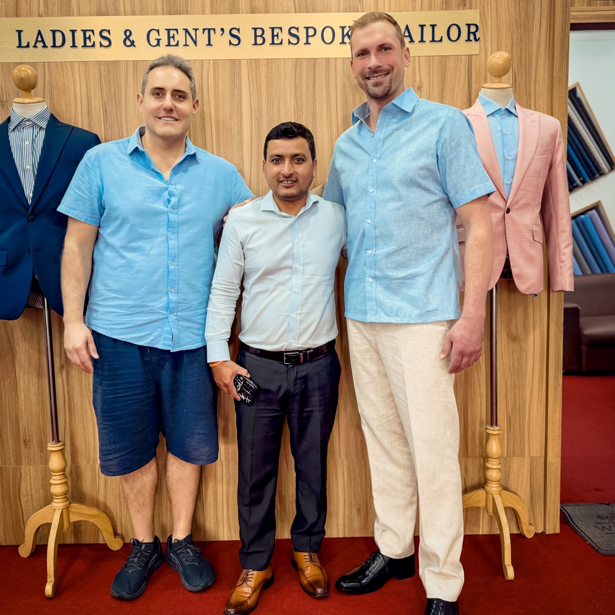 house_icon37471's tweet image. From consultation to final fitting, every detail matters.
At Icon Tailor House, we craft suits that match your personality and lifestyle.
Book now:
🌐 icontailorhouse.com
🌍 Outside Bangkok? We provide online measurements via Zoom or video call

#IconTailorHouse #CustomSuit