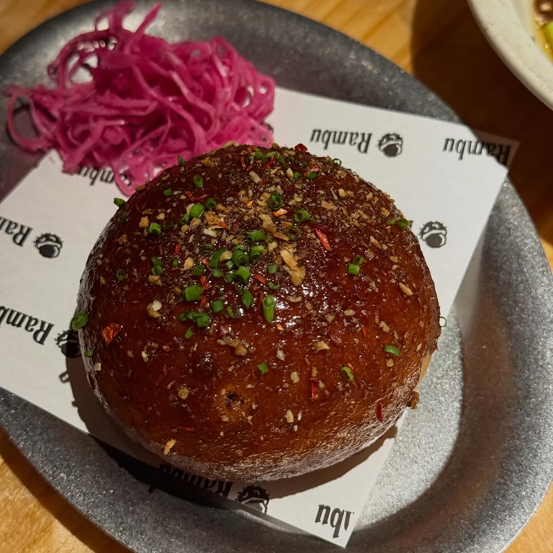 刘, 𝖩. 𝒩𝖨𝖢𝖮𝖫𝖤𝖳𝖳𝖤. tweet media