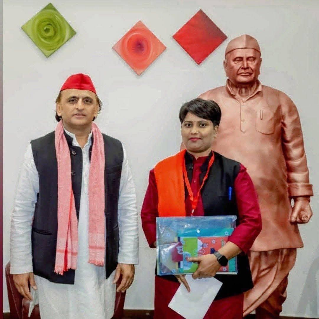 बहन को बहुत बहुत बधाई, एवं शुभकामनाएं, प्रण लो 27 ,<a href="/yadavakhilesh/">Akhilesh Yadav</a>  की सरकार बनानी है, मजबूती के साथ,🙏🙏