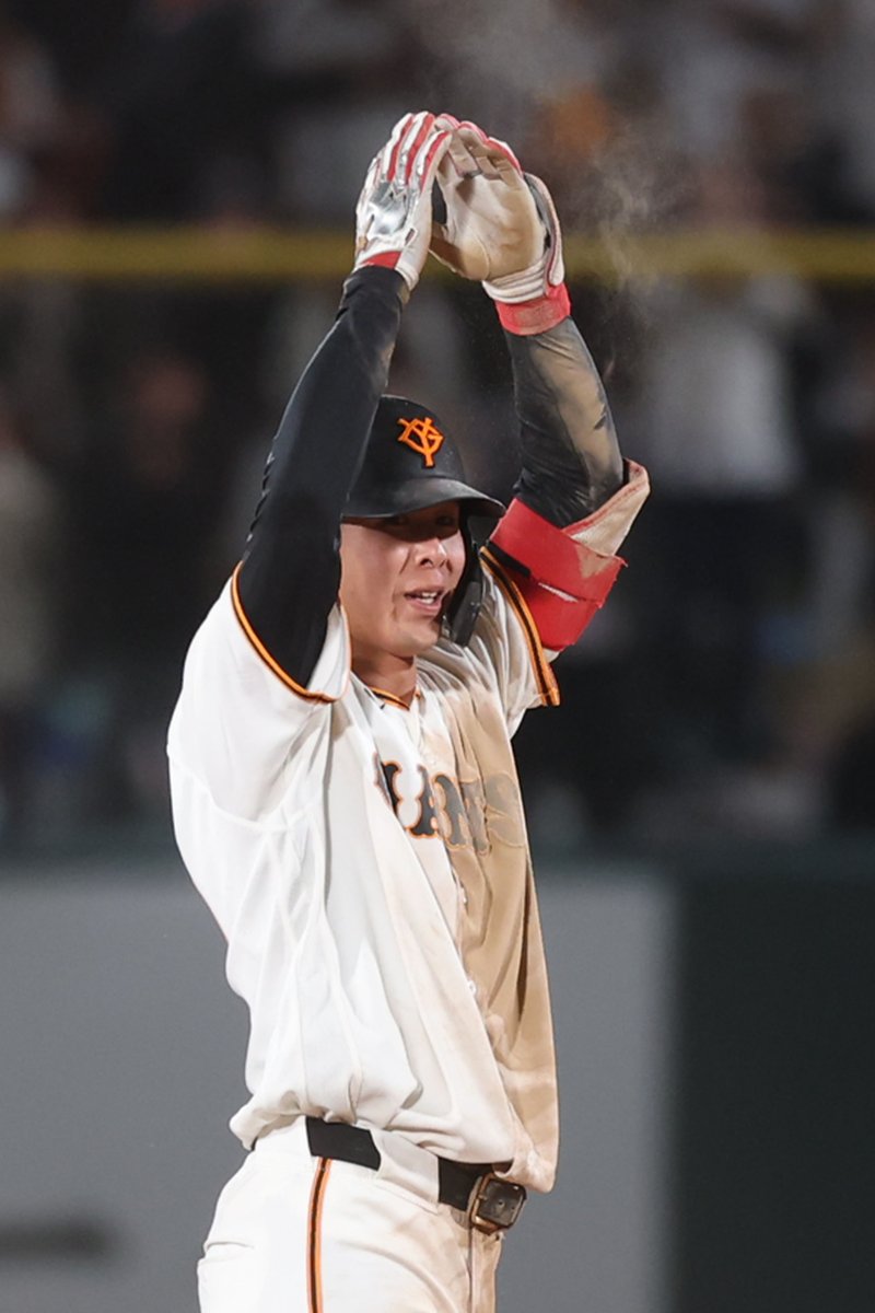 読売ジャイアンツ tweet media