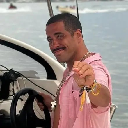 acabei de utilizar a expressão “quem tem limite é o cartão de crédito” numa conversa de trabalho