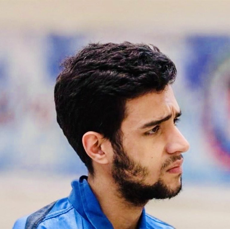 SFaeze_Alavi's tweet photo. امروز حکومت اعلام کرده که یکی دیگه از فرزندان ایران (امیرعلی میرجعفری) رو با اتهام آتش زدن مسجد قلهک اعدام کرده.

۱. همونطور که قبلا گفتم، این وظیفه هر مسلمانِ ایرانیه که مساجدی رو که پایگاه ترور هستند و از پشت بامشون به جان‌ انسان‌ها شلیک میشه رو آتش بزنند.

۲. همچنان این به این معنی نیست که این اتهام‌ها واقعی‌اند. اکثر خبرهای آتش زدن مساجد و عکس‌ها از سمت خود حکومتِ سرتاپا دروغ منتشر شده و خیلی از مردم هم در این مدت گفتند که آتش زدن مساجد کار خود رژیم بوده تا کشتار رو توجیه کنند.
